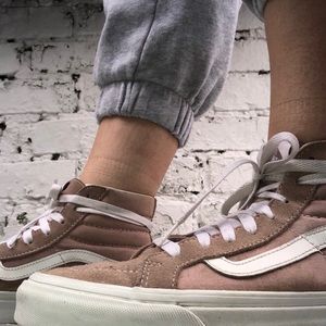 FAWN MAUVE SK8 HI VANS